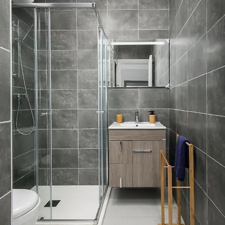 Modern 2 Bedroom Penthouse With Huge Terrace And Sea Views - 2 Mins From Sea - Qawra Apartamento St Paul's Bay