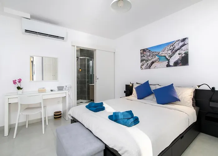 Modern 2 Bedroom Penthouse With Huge Terrace And Sea Views - 2 Mins From Sea - Qawra Appartement *