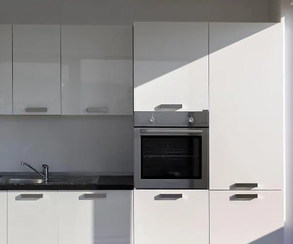 Modern 2 Bedroom Penthouse With Huge Terrace And Sea Views - 2 Mins From Sea - Qawra Appartement *