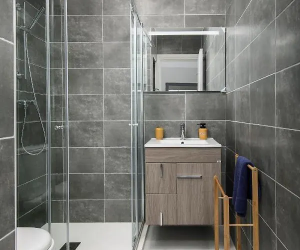 Modern 2 Bedroom Penthouse With Huge Terrace And Sea Views - 2 Mins From Sea - Qawra Appartement St. Paul's Bay